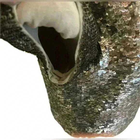 Alice + Olivia Silver Sequin Top - Sarita Short Sleeve Blouse Small Petite - Picture 5 of 12